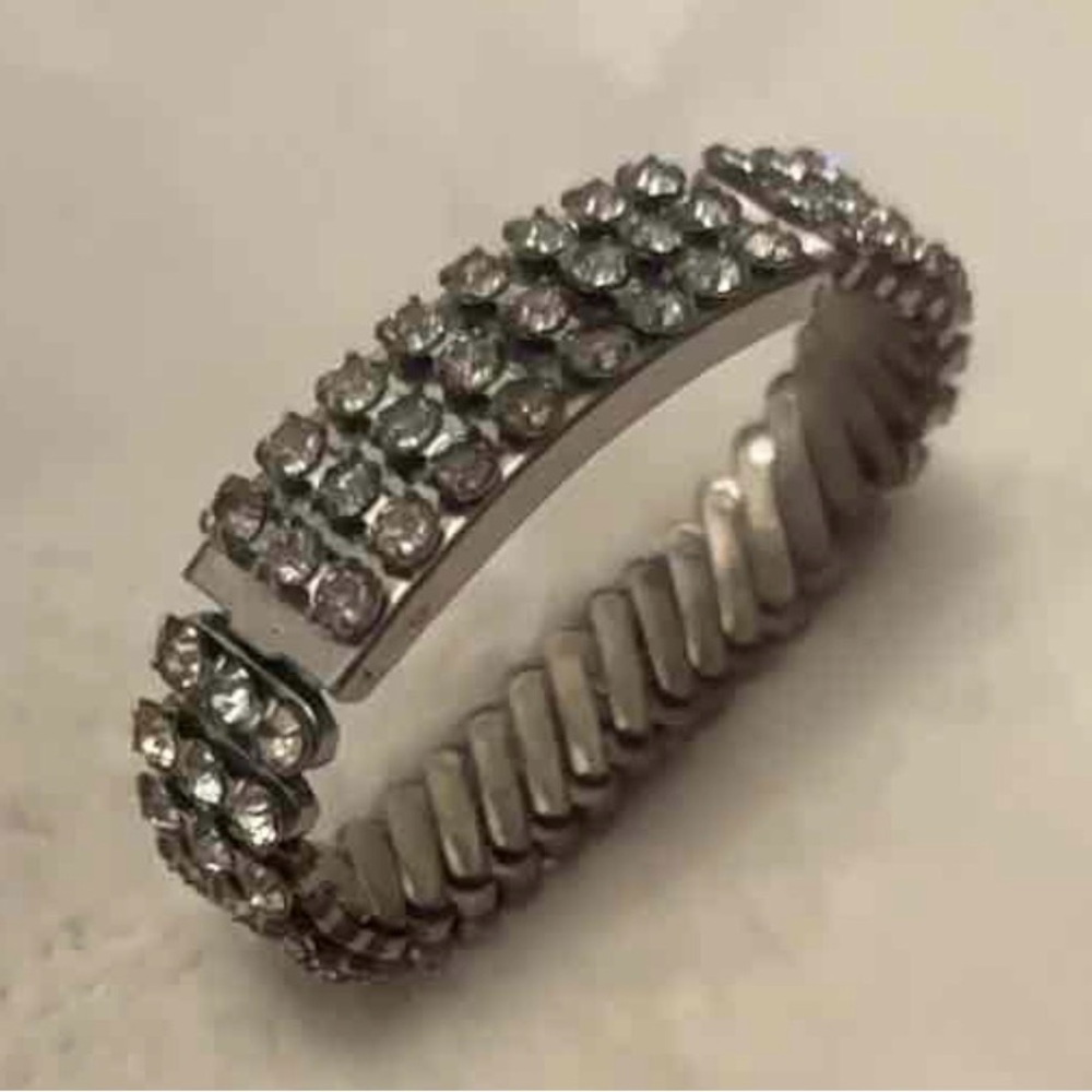 Elegant Silver Crystal Bracelet
